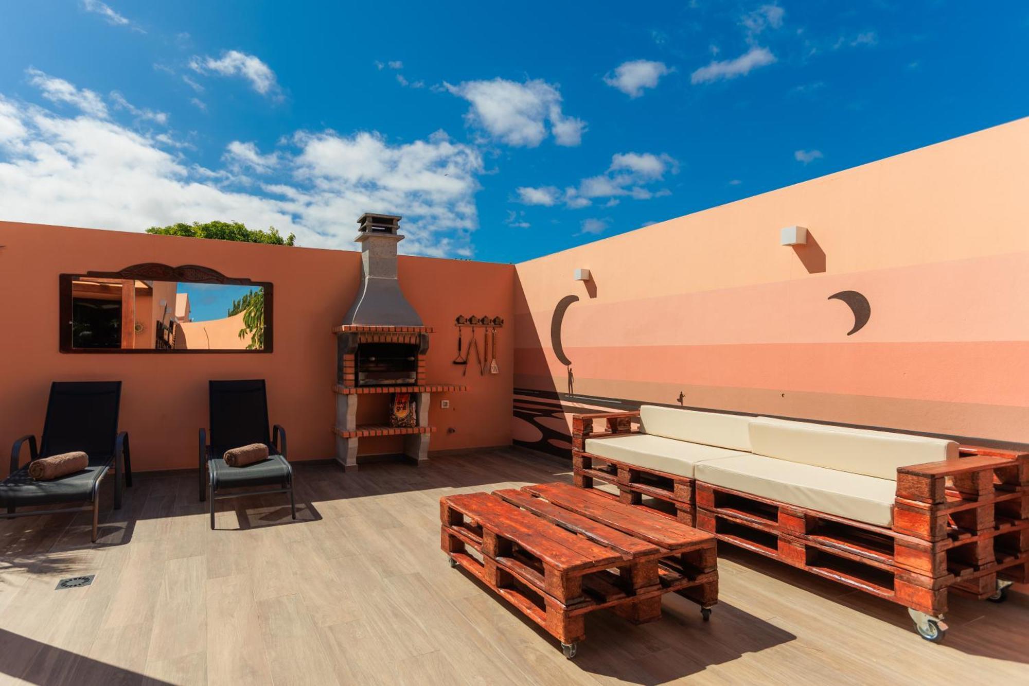 Villa Jacuzzi & Barbecue 拉·奥利瓦 外观 照片