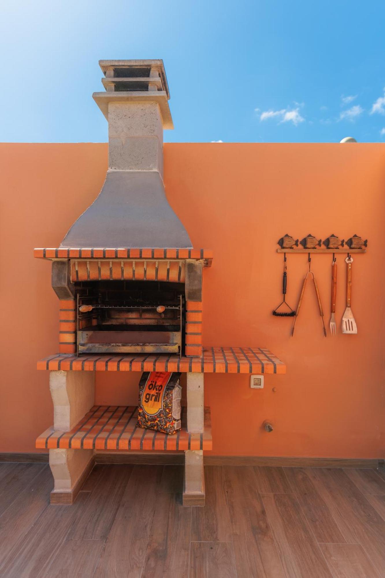 Villa Jacuzzi & Barbecue 拉·奥利瓦 外观 照片