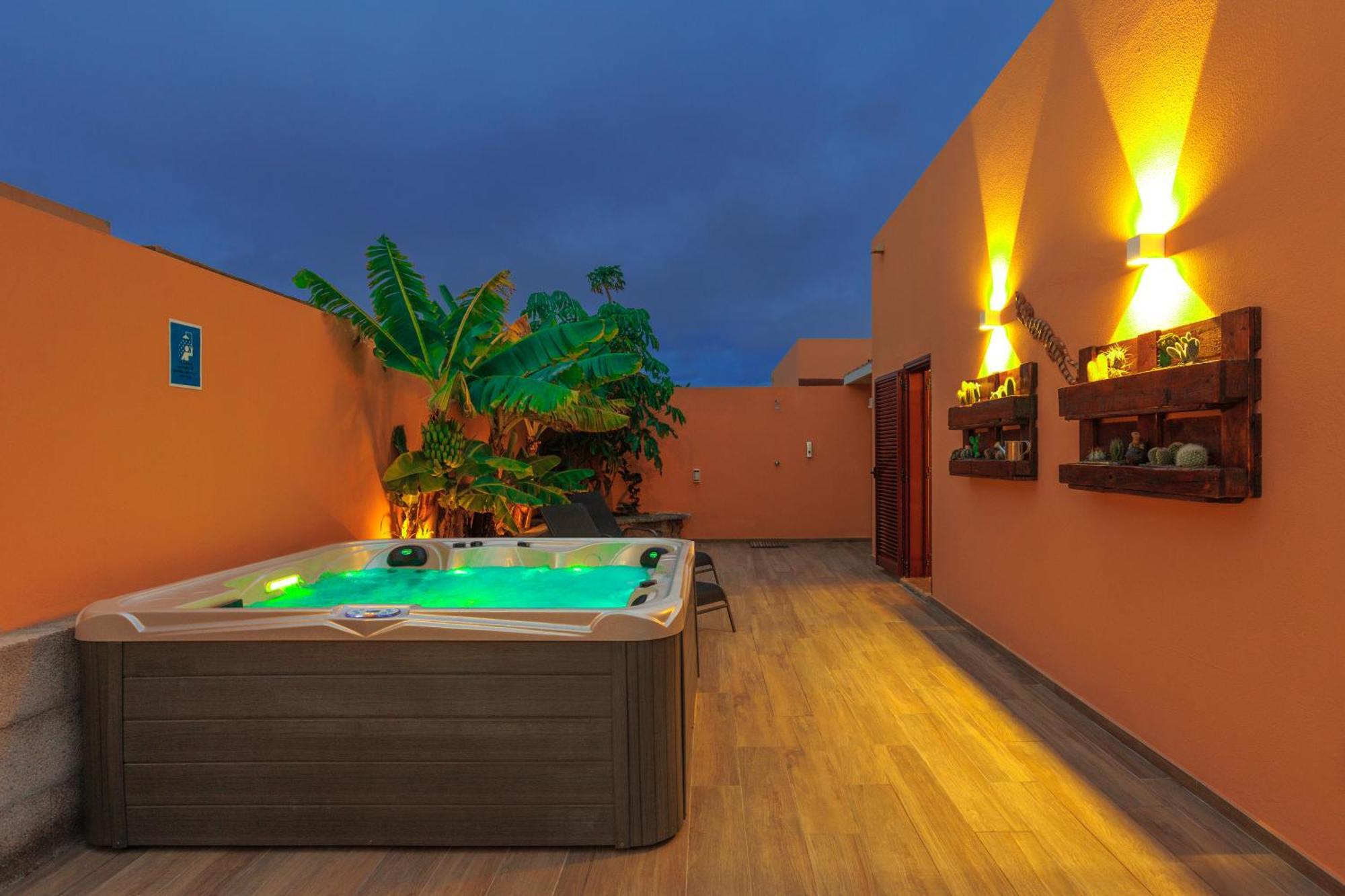 Villa Jacuzzi & Barbecue 拉·奥利瓦 外观 照片