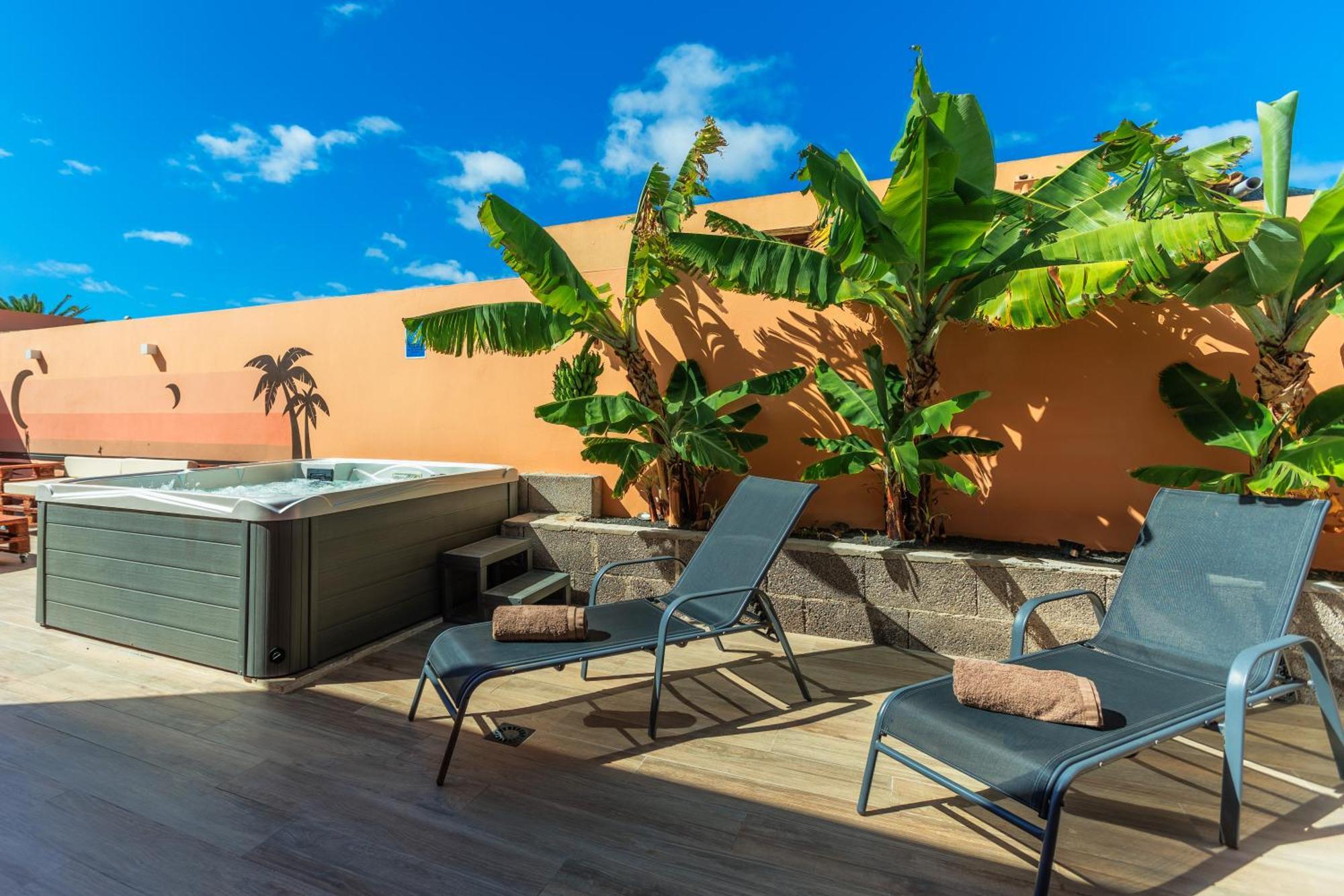 Villa Jacuzzi & Barbecue 拉·奥利瓦 外观 照片